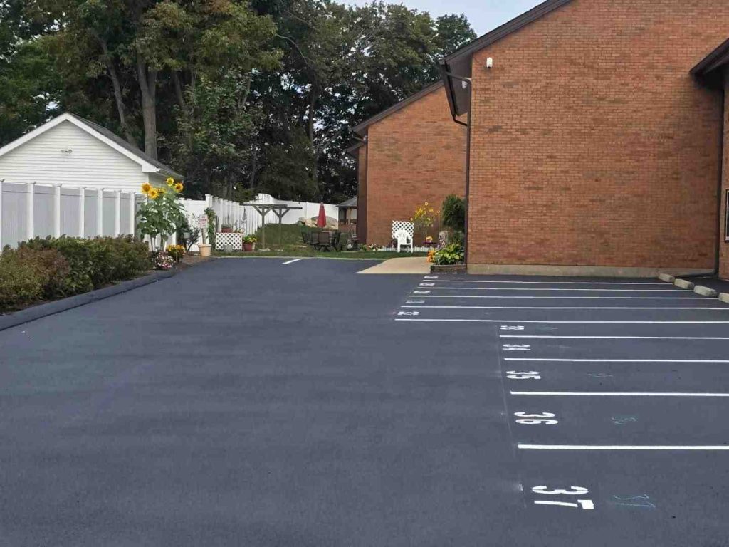 Apartment complex maintenance